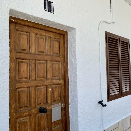 Πανσιόν Dori *